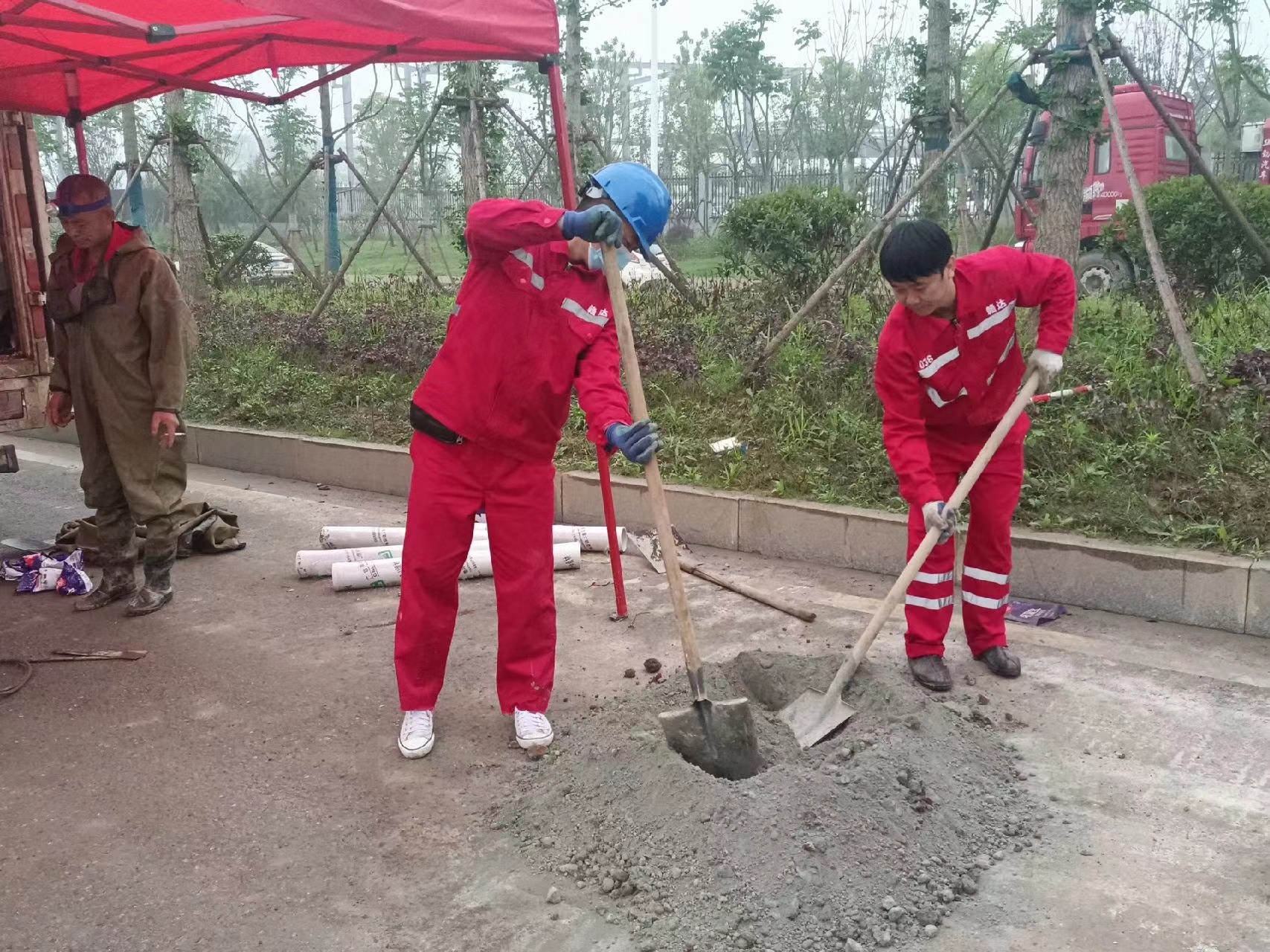 海宁管道疏通哪家好】及时进行市政管道清淤